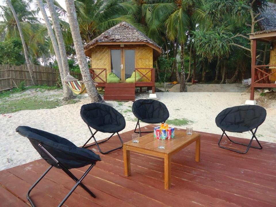 Simeulue Surflodges Lasikin Exterior photo